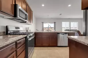 1433 Rosy Dawn Ln, Manteca, CA 95337 - Photo 2