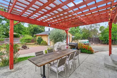 2440 Carlsbad Avenue, Sacramento, CA 95821 - Photo 42
