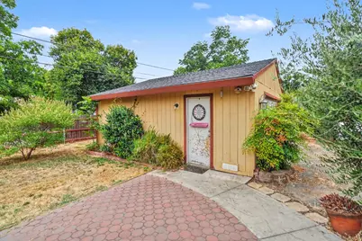 2440 Carlsbad Avenue, Sacramento, CA 95821 - Photo 36
