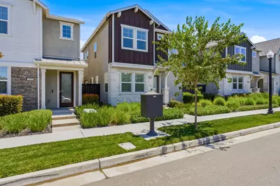 2708 Bathford Street, Sacramento, CA 95833 - Photo 2