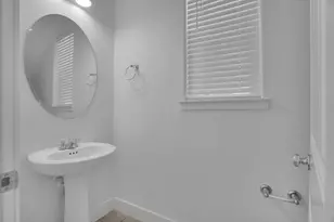 1668 S Macias Pl, Mountain House, CA 95391 - Photo 12
