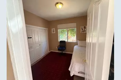 9630 McKenna Drive, Elk Grove, CA 95757 - Photo 20