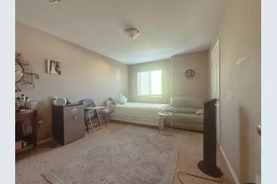 9630 McKenna Drive, Elk Grove, CA 95757 - Photo 18