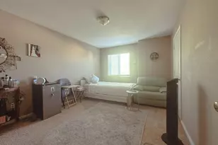 9630 McKenna Dr, Elk Grove, CA 95757 - Photo 18