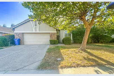 9630 McKenna Drive, Elk Grove, CA 95757 - Photo 2