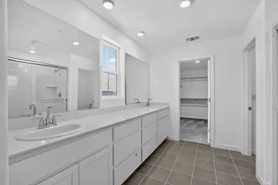7646 Kobuk Valley Circle, Sacramento, CA 95829 - Photo 14