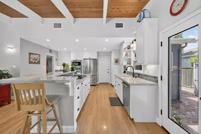 940 Coronado Boulevard, Sacramento, CA 95864 - Photo 20