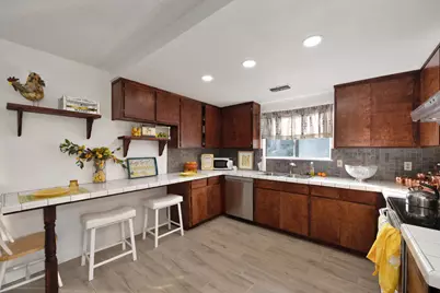 4271 Soledad Avenue, Sacramento, CA 95820 - Photo 14