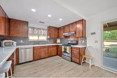 4271 Soledad Avenue, Sacramento, CA 95820 - Photo 2