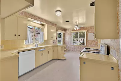 980 Coronado Boulevard, Sacramento, CA 95864 - Photo 18