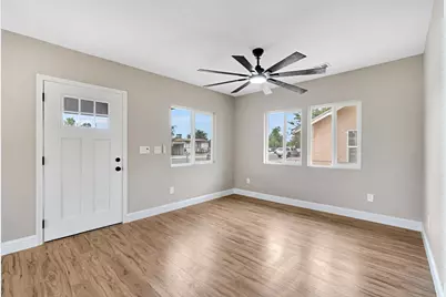 521 Humboldt Avenue, Chowchilla, CA 93610 - Photo 6