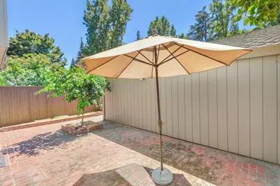 1036 Vanderbilt Way, Sacramento, CA 95825 - Photo 50