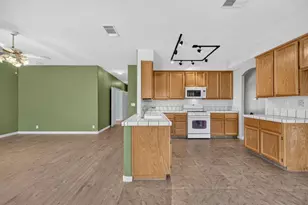 8964 Panamint Ct, Elk Grove, CA 95624 - Photo 12