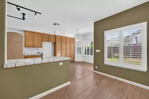8964 Panamint Ct, Elk Grove, CA 95624 - Photo 10