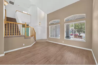 8964 Panamint Court, Elk Grove, CA 95624 - Photo 4