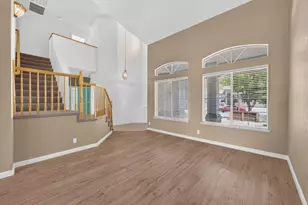 8964 Panamint Ct, Elk Grove, CA 95624 - Photo 4
