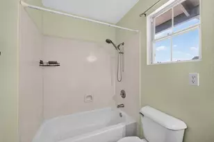 8964 Panamint Ct, Elk Grove, CA 95624 - Photo 36