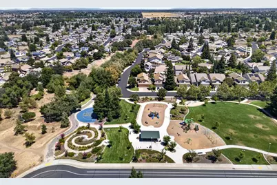 8964 Panamint Court, Elk Grove, CA 95624 - Photo 58
