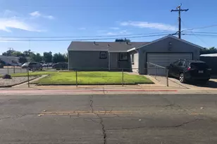 6630 38th Ave, Sacramento, CA 95824 - Photo 1