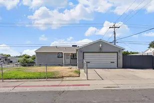 6630 38th Ave, Sacramento, CA 95824 - Photo 1