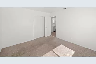 6630 38th Avenue, Sacramento, CA 95824 - Photo 18