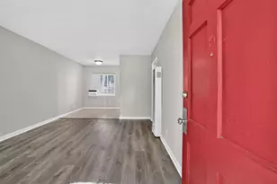 2814 37th St, Sacramento, CA 95817 - Photo 4