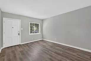 2814 37th St, Sacramento, CA 95817 - Photo 8
