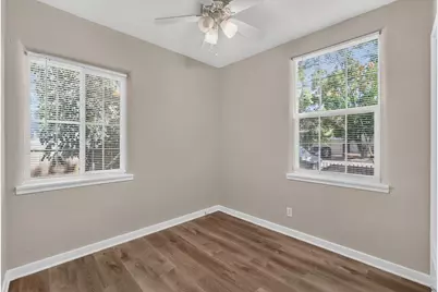 2814 37th Street, Sacramento, CA 95817 - Photo 22