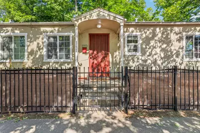 2814 37th Street, Sacramento, CA 95817 - Photo 2