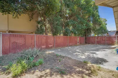 614 W Poplar Street, Stockton, CA 95203 - Photo 26