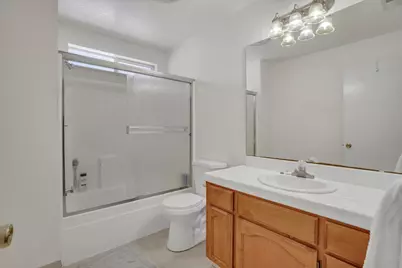 614 W Poplar Street, Stockton, CA 95203 - Photo 18