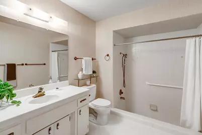 6825 Westmore Way, Carmichael, CA 95608 - Photo 16