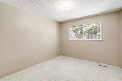 6825 Westmore Way, Carmichael, CA 95608 - Photo 18