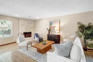 6825 Westmore Way, Carmichael, CA 95608 - Photo 8