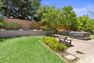 8213 Windmill Oaks Pl, Antelope, CA 95843 - Photo 36