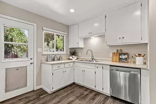 1308 Champion Oaks Dr, Roseville, CA 95661 - Photo 16
