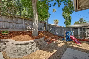 1308 Champion Oaks Dr, Roseville, CA 95661 - Photo 32
