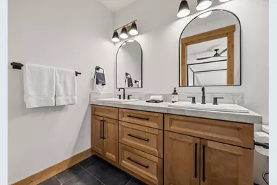 9339 Pahatsi Road, Soda Springs, CA 95728 - Photo 28