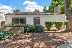 1363 Commons Dr, Sacramento, CA 95825 - Photo 22