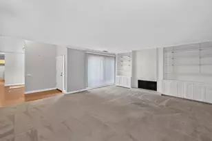 1363 Commons Dr, Sacramento, CA 95825 - Photo 6