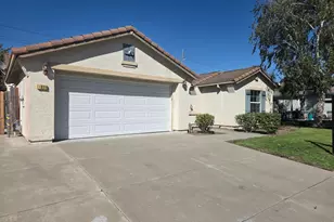 1014 Foxfire Dr, Manteca, CA 95337 - Photo 2