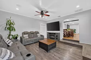 2401 St Francis Dr, Sacramento, CA 95821 - Photo 24