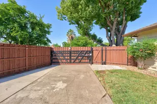 2401 St Francis Dr, Sacramento, CA 95821 - Photo 48