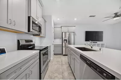 5301 E Commerce Way #68101, Sacramento, CA 95835 - Photo 8