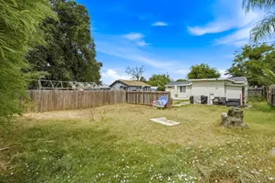 1128 Grand Ave, Olivehurst, CA 95961 - Photo 36