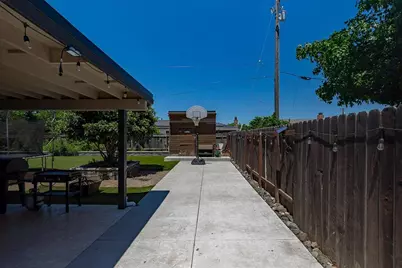 1877 18th Street, Olivehurst, CA 95961 - Photo 32