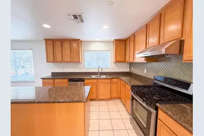 1966 Cook Court, Woodland, CA 95776 - Photo 8