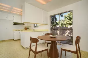 887 Commons Dr, Sacramento, CA 95825 - Photo 22
