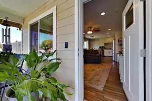 528 D St, Waterford, CA 95386 - Photo 8