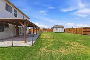 2281 Redhaven St, Linda, CA 95901 - Photo 54